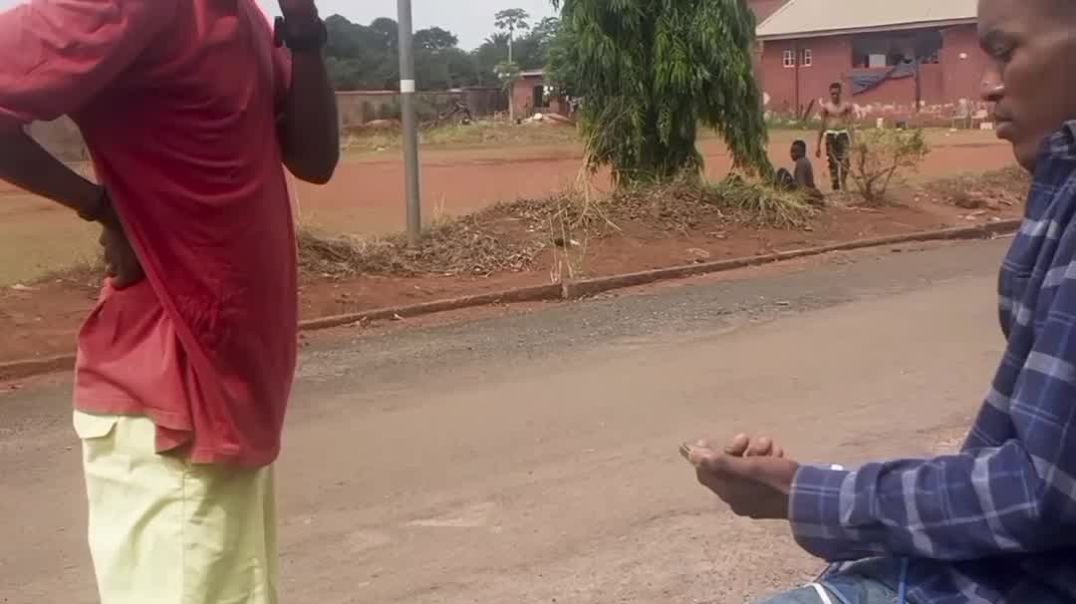 ⁣Begging at the wrong time