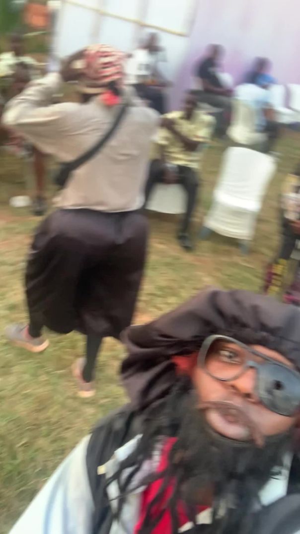 Baby oku on camera😂