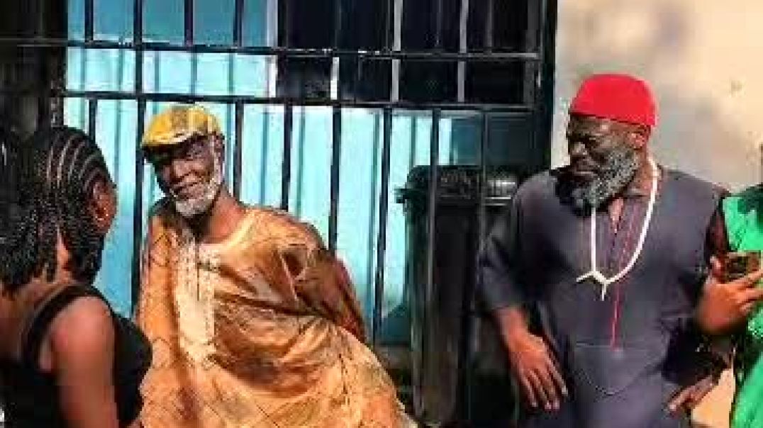 Ashawo wey get spec😂😂