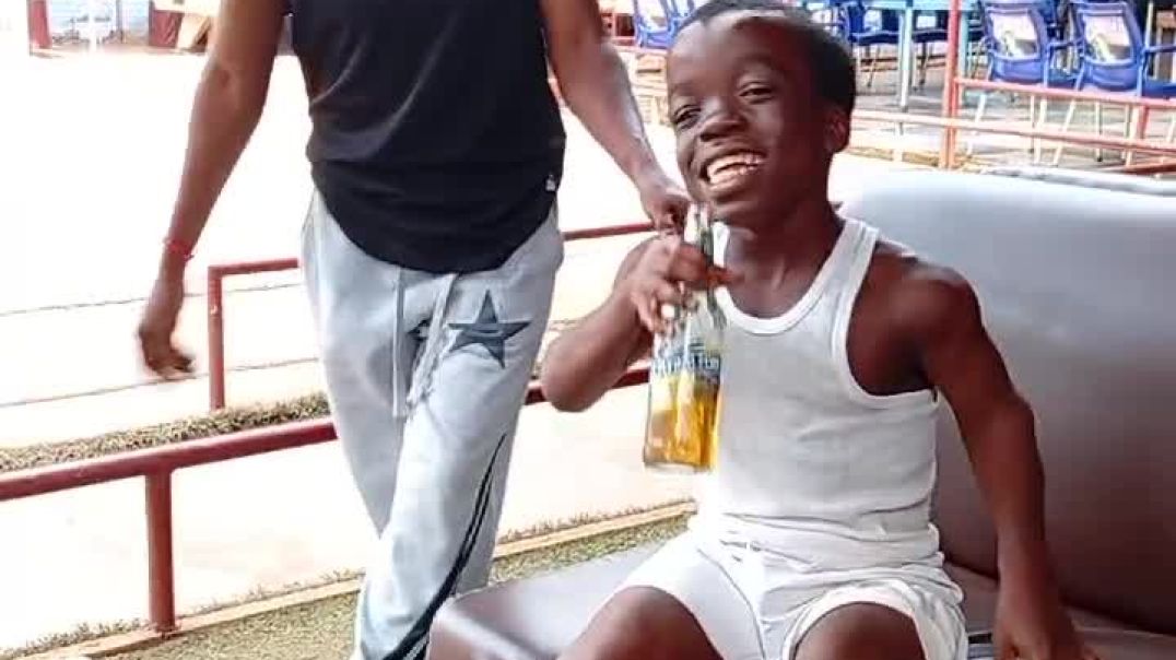 ⁣Nkenkenyi got wife