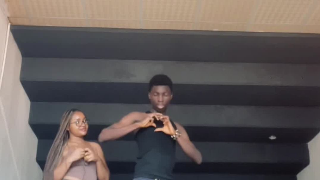 Lit Dance e7d5ffac14e448dd81414fea7689c232