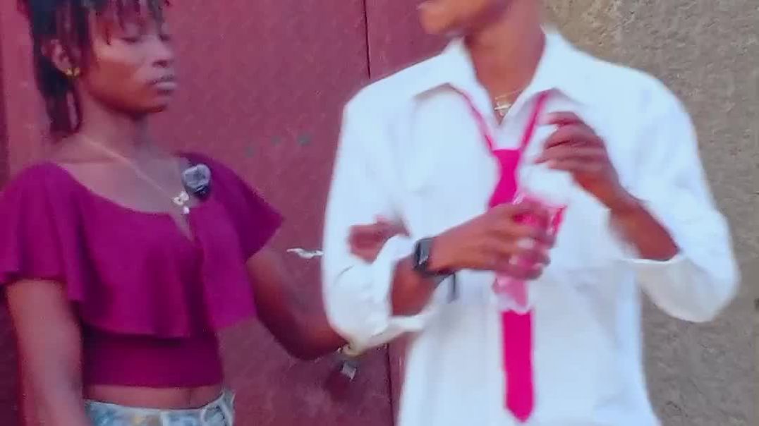 Behind the scene 😂