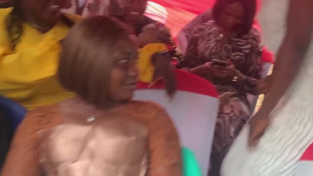 Omo see waist  this girl vibe too much 🔥🔥🔥